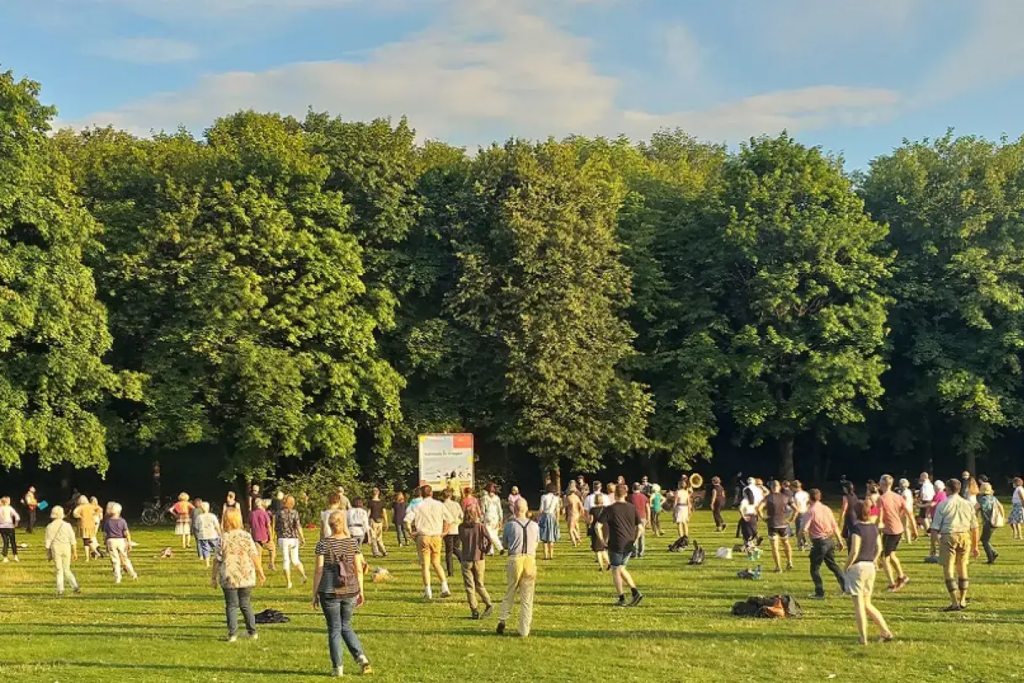 Weekend 27 Dancing in Westpark