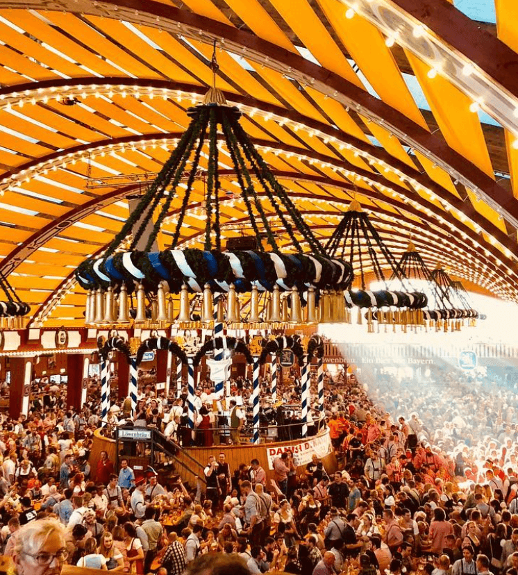 Oktoberfest Beer Tents LoÌwenbraÌu Inside