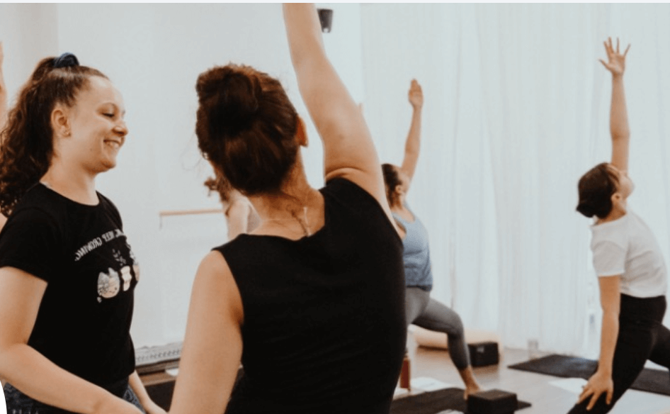 Weekend 39 English Yoga Course